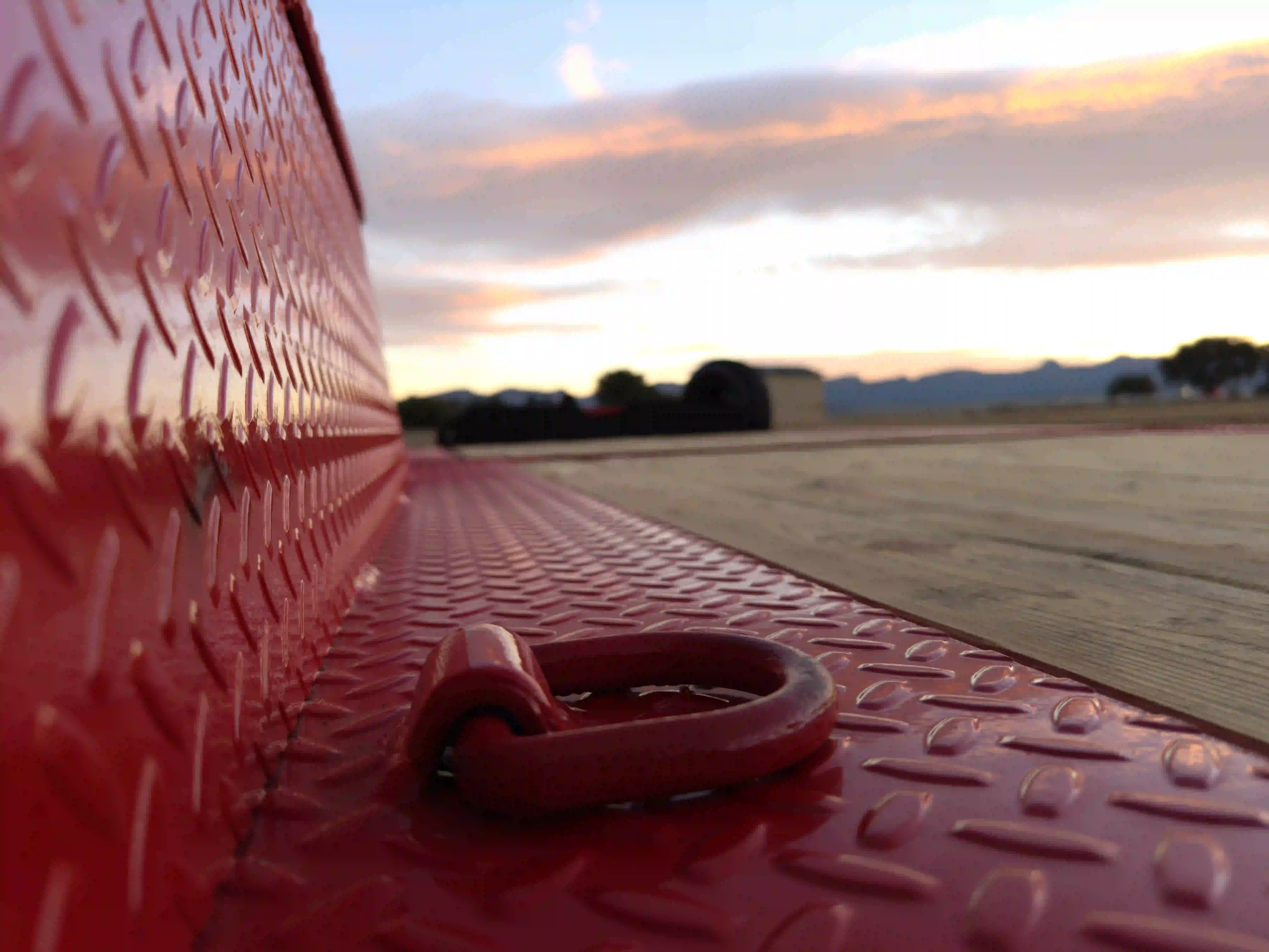 horizon trailers img